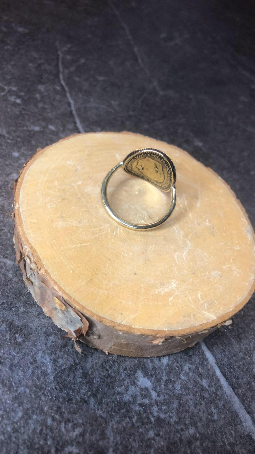 bague fait a partir d une pièce peseta d'Espagne de 1947