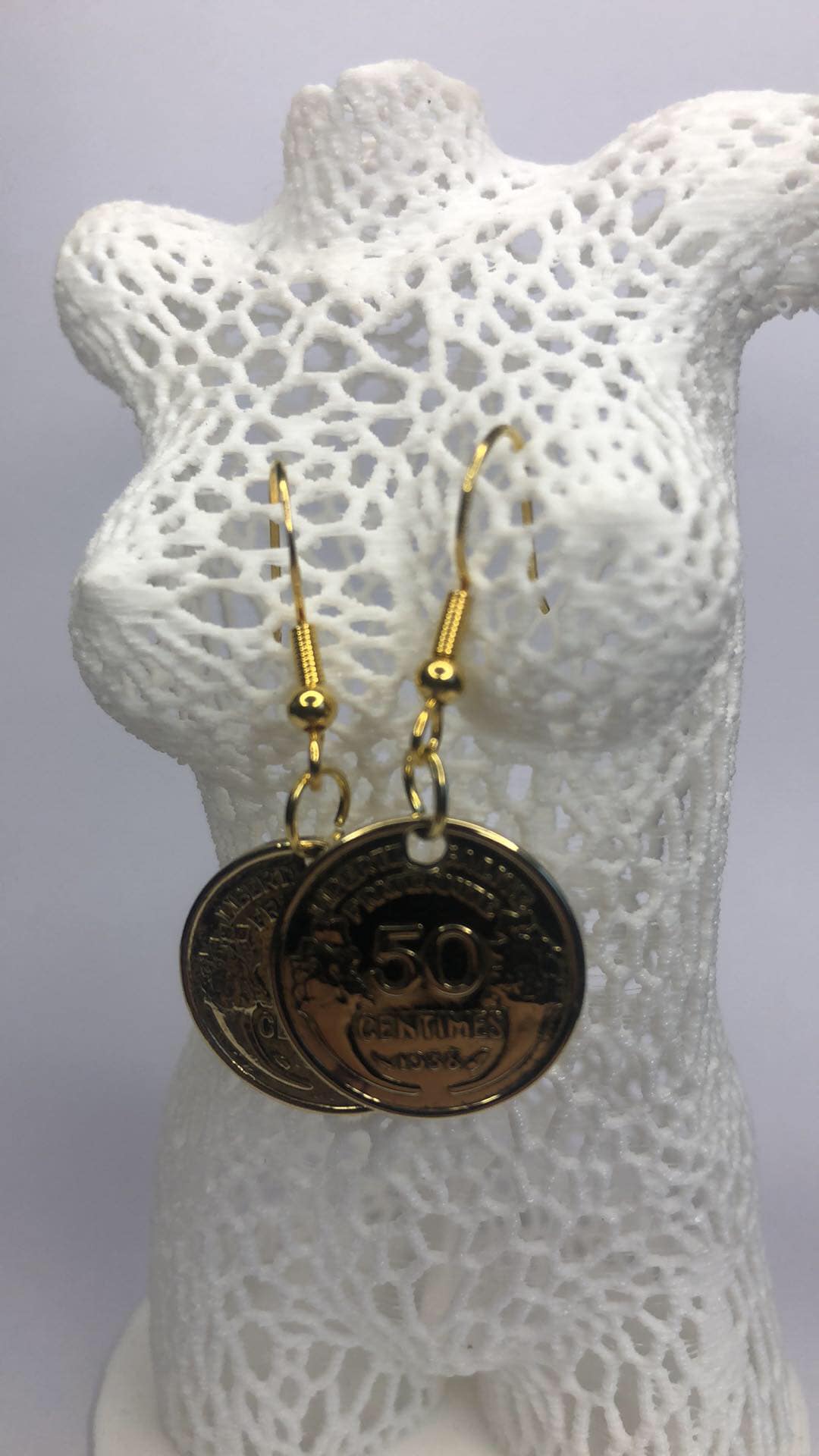 Les plus belles boucles d'oreilles 50 cts Mariannes pour votre collection