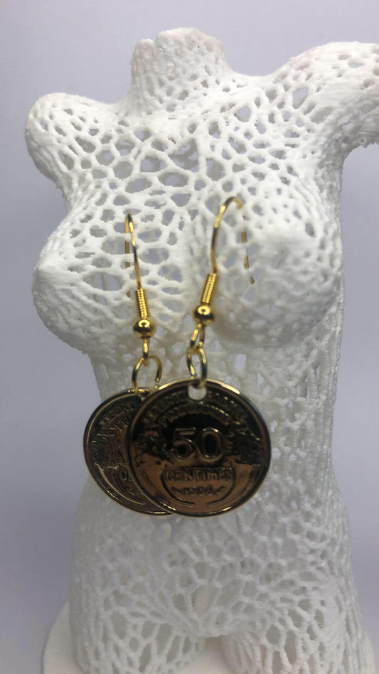 Boucles d'oreilles  50 centimes de Morlon ; Laiton